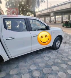 نيسان نافارا